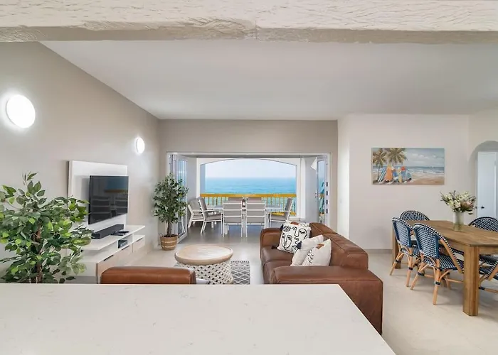 Endless Sea Views At 19 Akrotiri