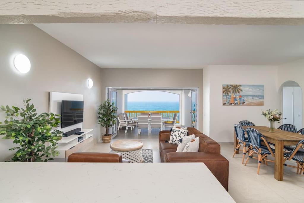 Endless Sea Views At 19 Akrotiri *